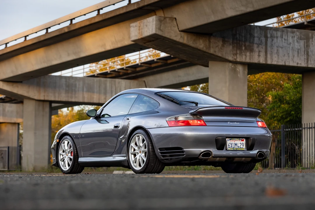 2003 Porsche 996 Turbo - Image 16 of 31