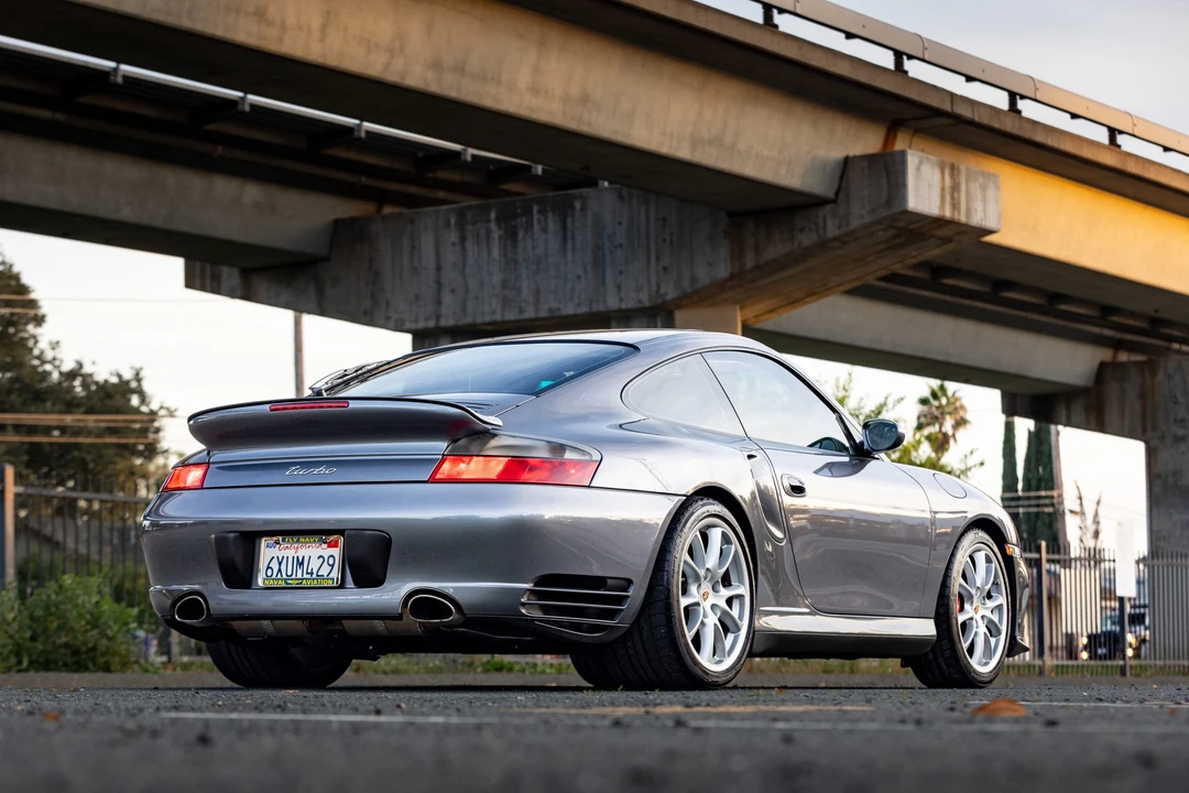 2003 Porsche 996 Turbo - Image 25 of 31