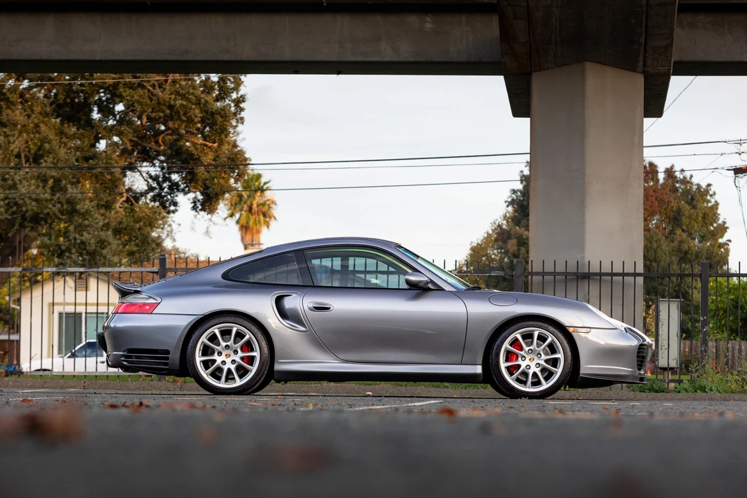 2003 Porsche 996 Turbo - Image 30 of 31
