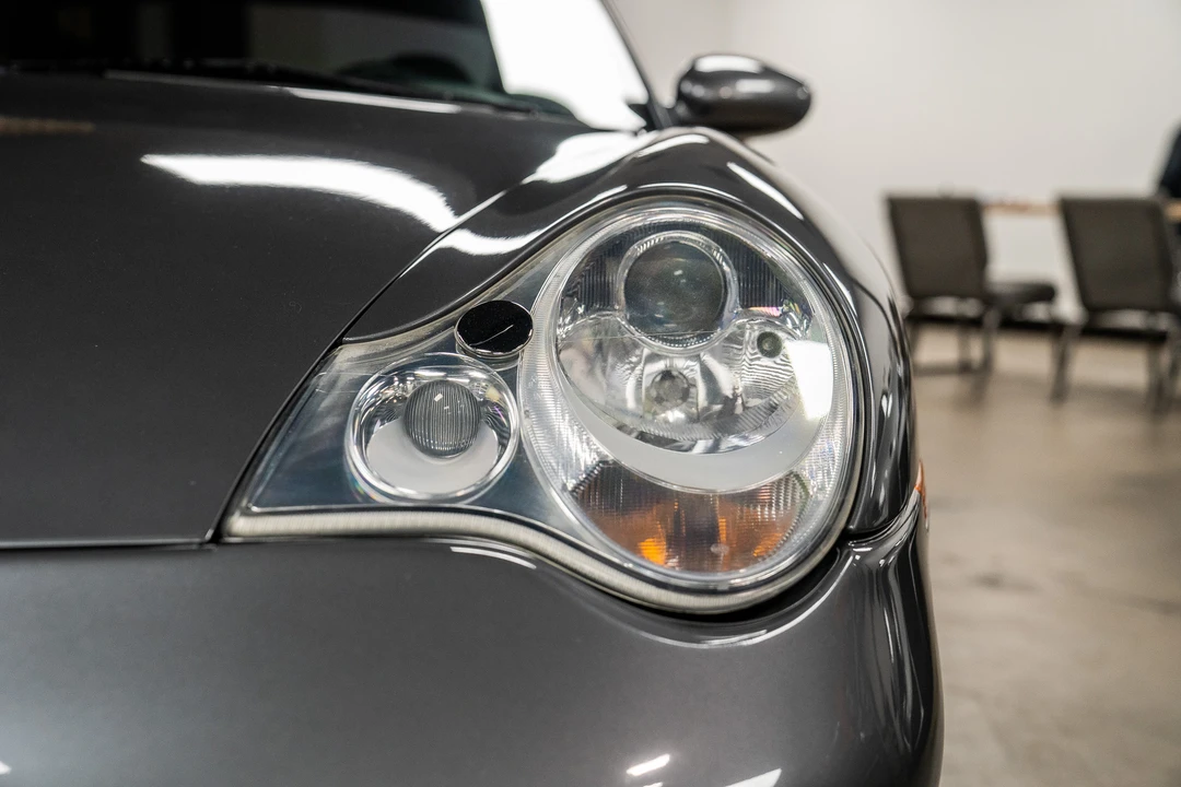 2003 Porsche 996 Turbo - Image 25 of 31