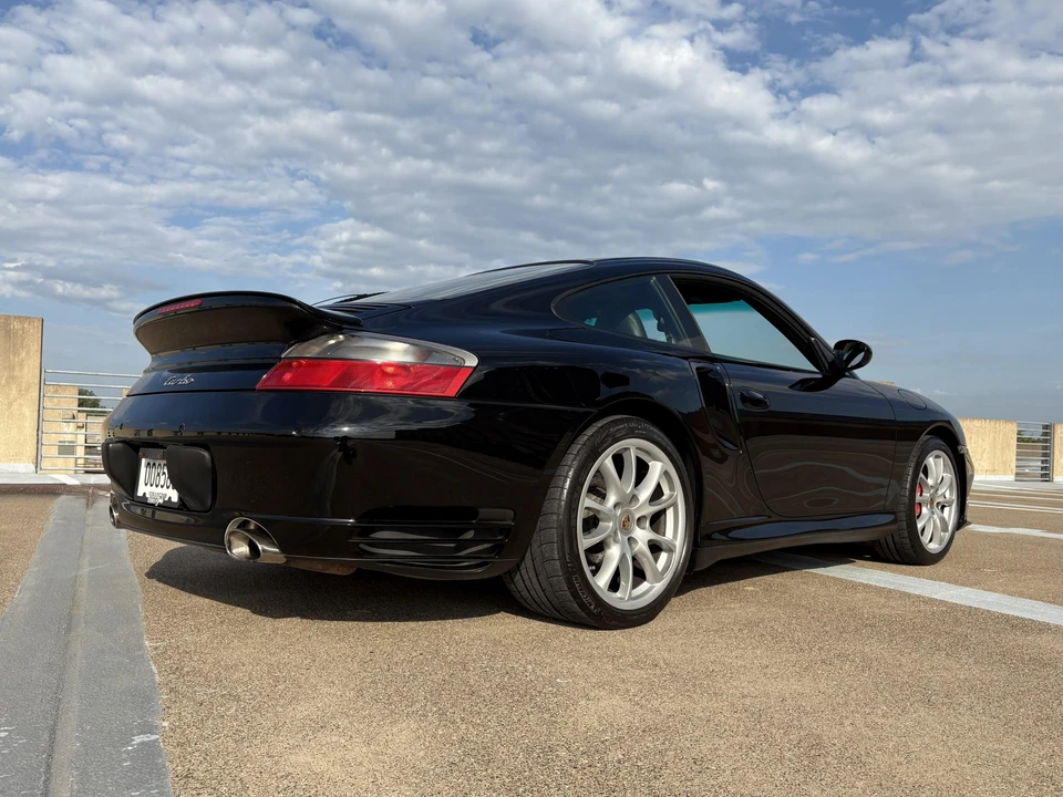 2003 Porsche 996 Turbo - Image 25 of 31