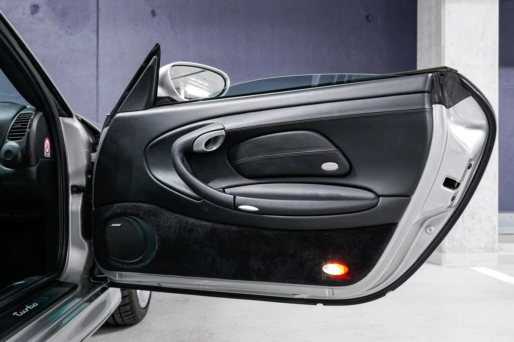 2003 Porsche 996 Turbo - Image 23 of 31