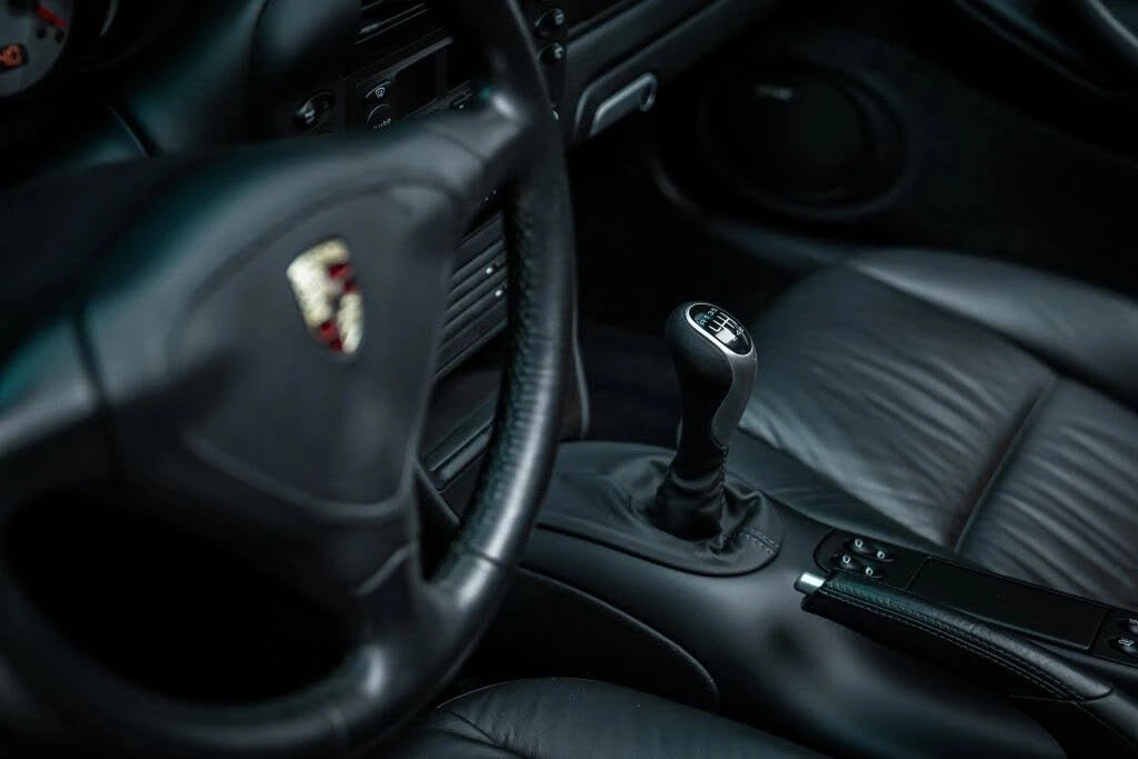 2003 Porsche 996 Turbo - Image 25 of 31