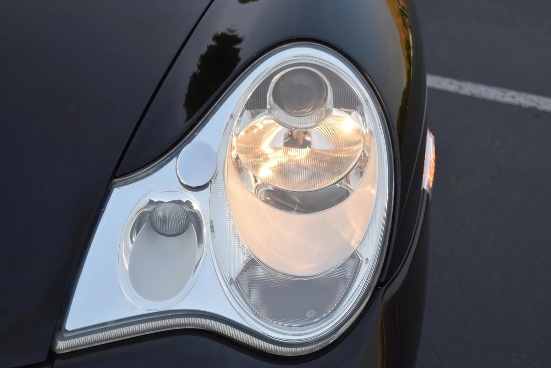 2003 Porsche 996 Turbo - Image 14 of 31