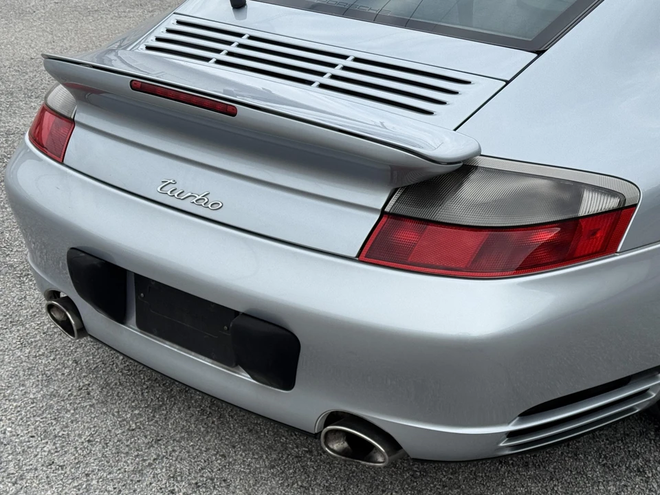 2003 Porsche 996 Turbo - Image 13 of 31