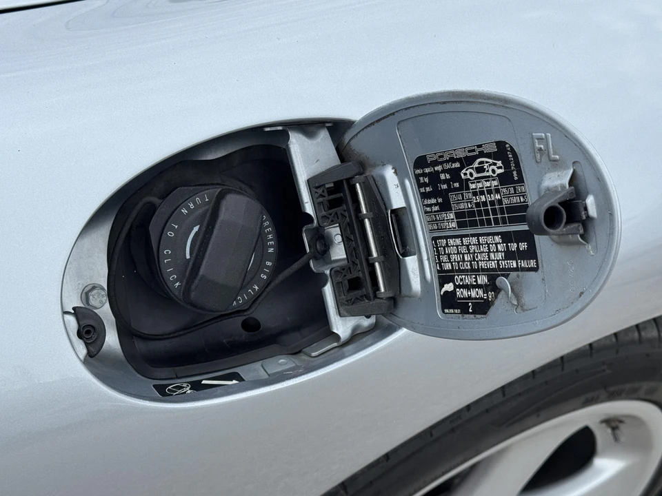 2003 Porsche 996 Turbo - Image 16 of 31