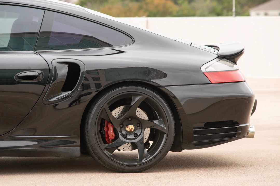 2003 Porsche 996 Turbo - Image 29 of 31