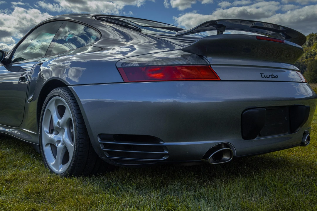 2003 Porsche 996 Turbo - Image 15 of 31