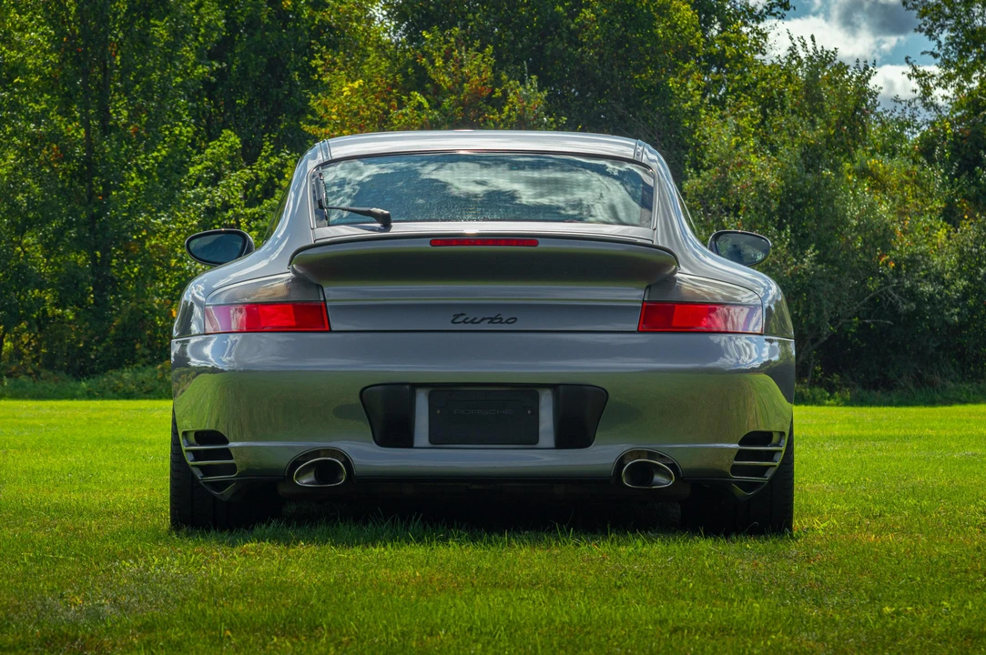 2003 Porsche 996 Turbo - Image 8 of 31