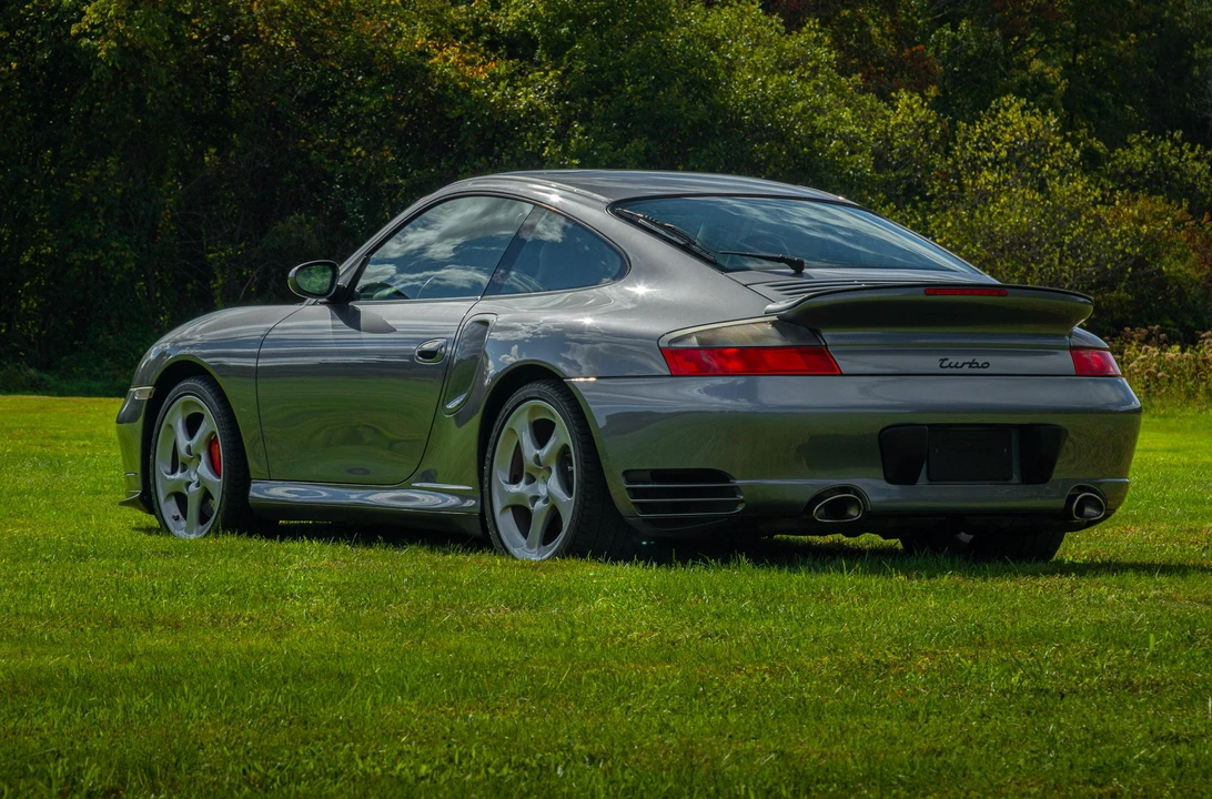 2003 Porsche 996 Turbo - Image 9 of 31