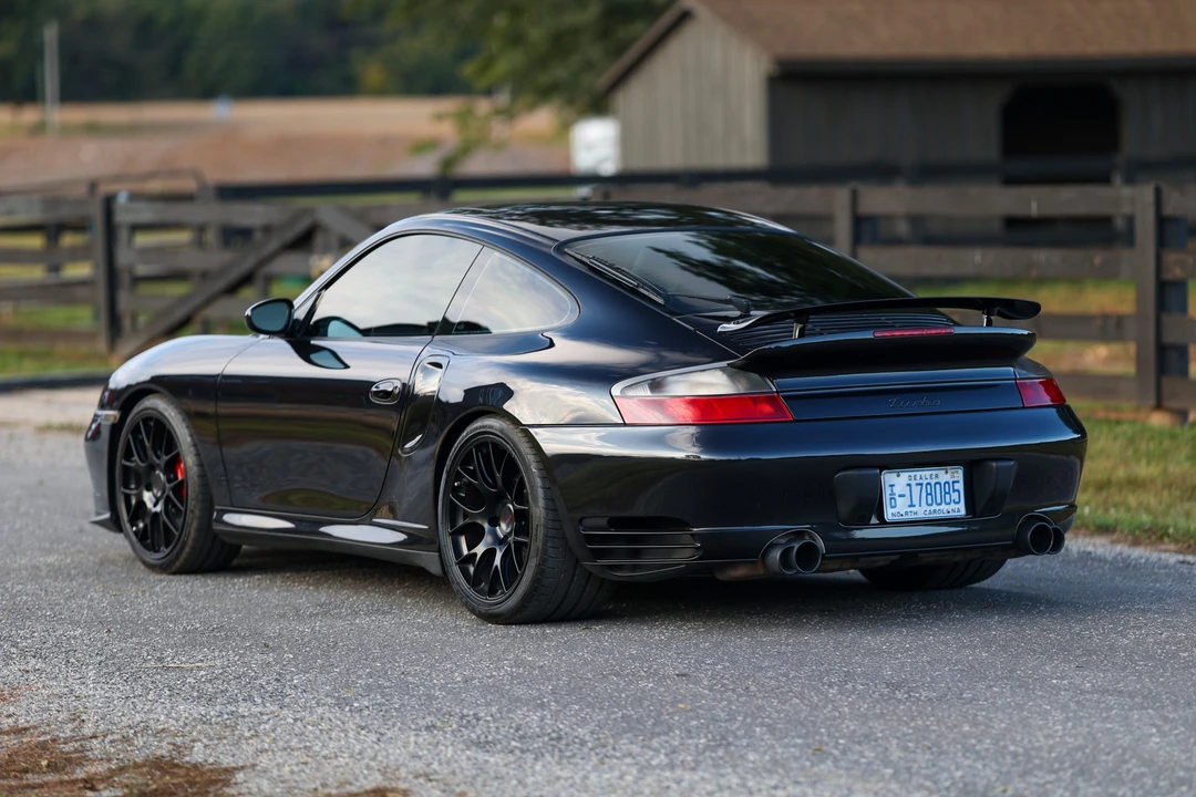2003 Porsche 996 Turbo - Image 14 of 31