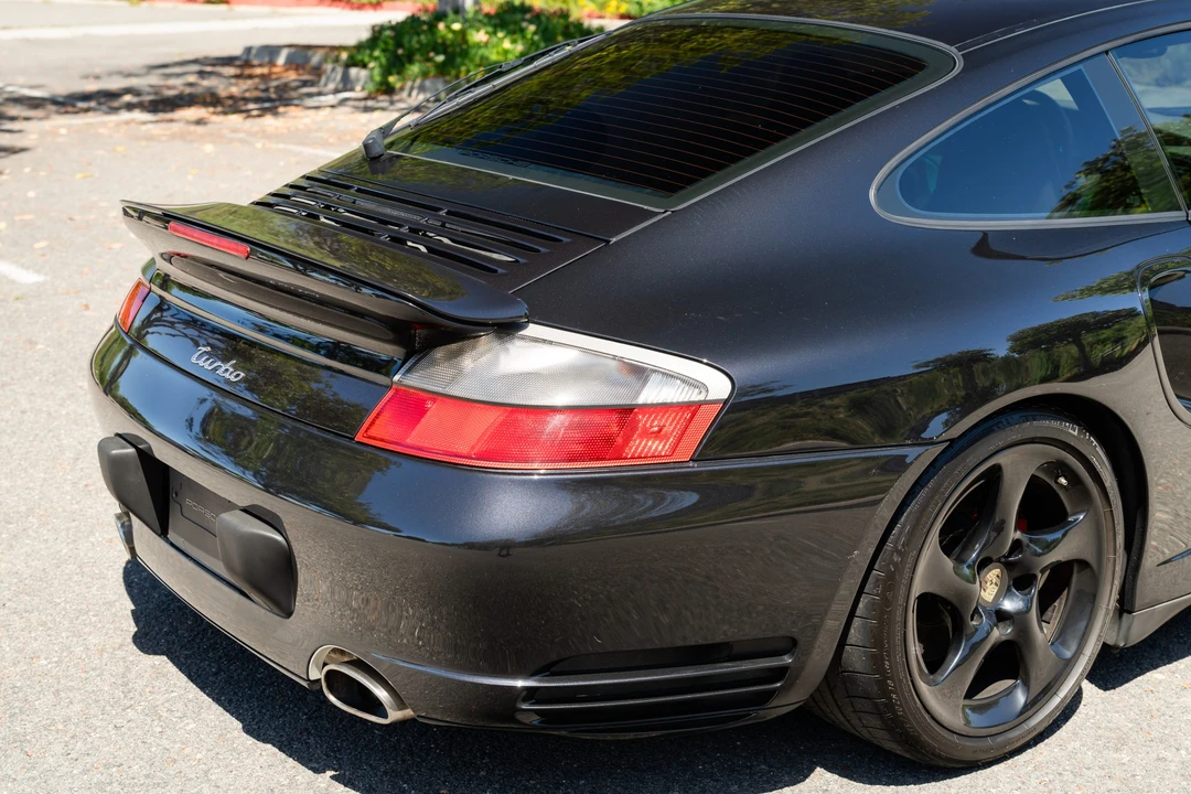 2003 Porsche 996 Turbo - Image 15 of 31