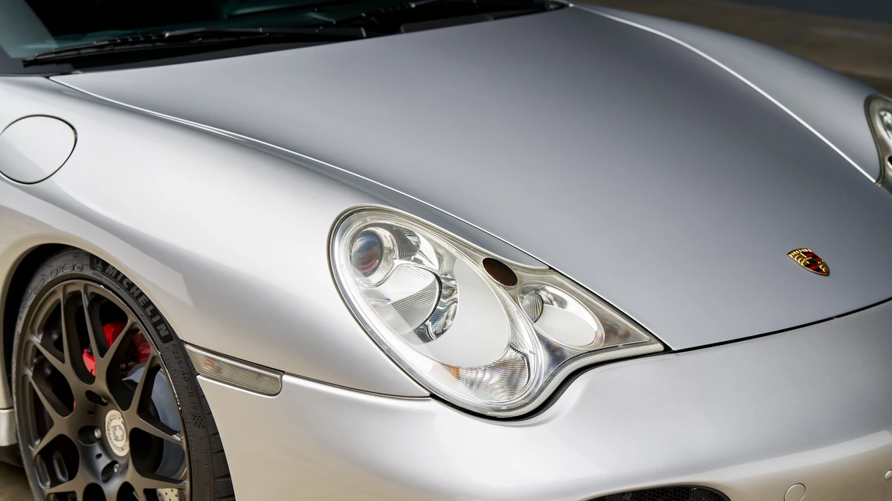 2003 Porsche 996 Turbo - Image 26 of 31