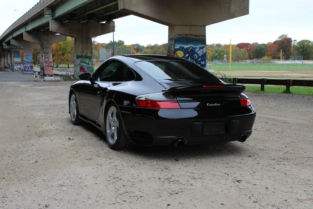 2003 Porsche 996 Turbo - Image 28 of 31