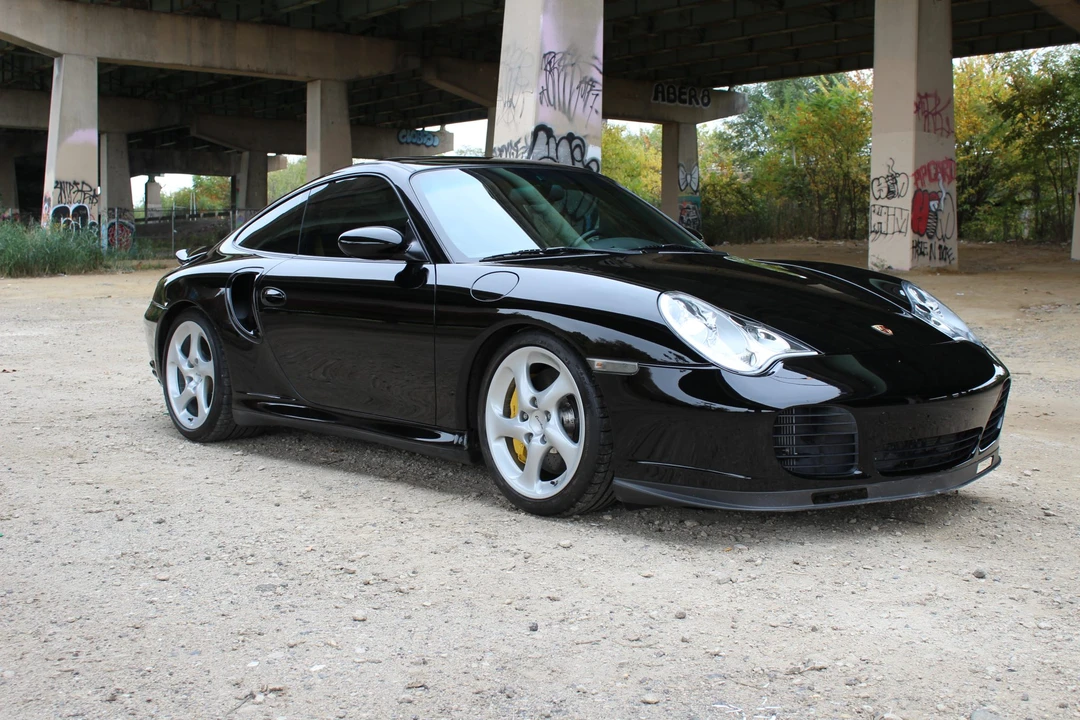 2003 Porsche 996 Turbo - Image 15 of 31