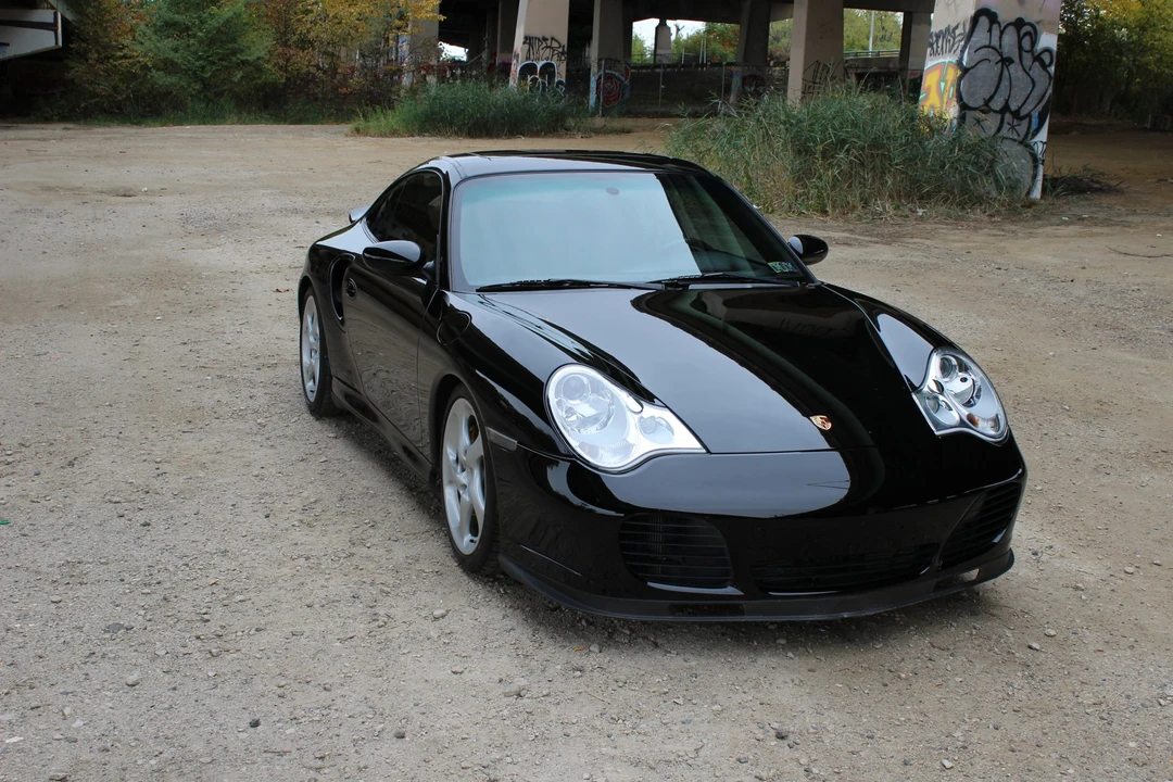 2003 Porsche 996 Turbo - Image 13 of 31