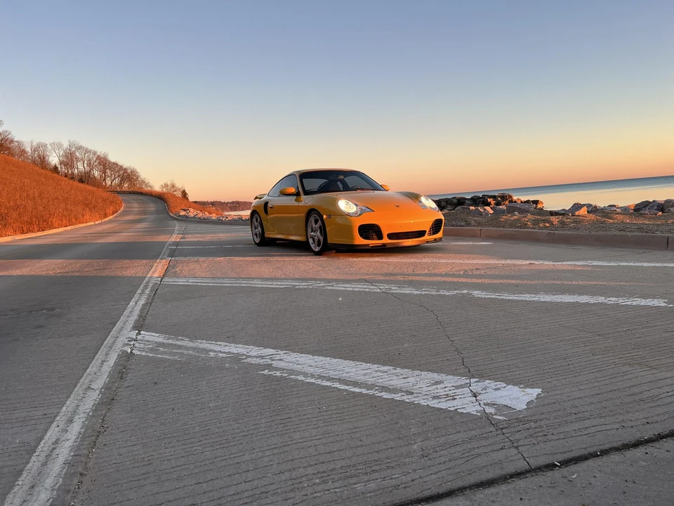 2003 Porsche 996 Turbo - Image 16 of 31