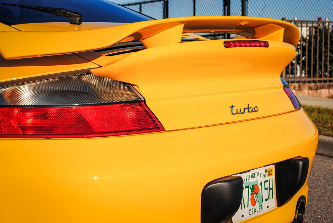 2003 Porsche 996 Turbo - Image 25 of 31