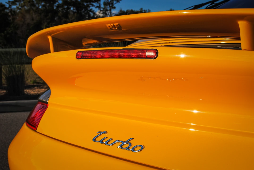 2003 Porsche 996 Turbo - Image 23 of 31