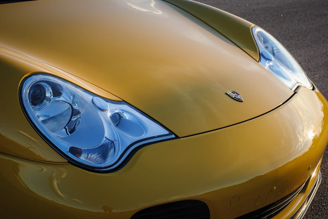 2003 Porsche 996 Turbo - Image 17 of 31