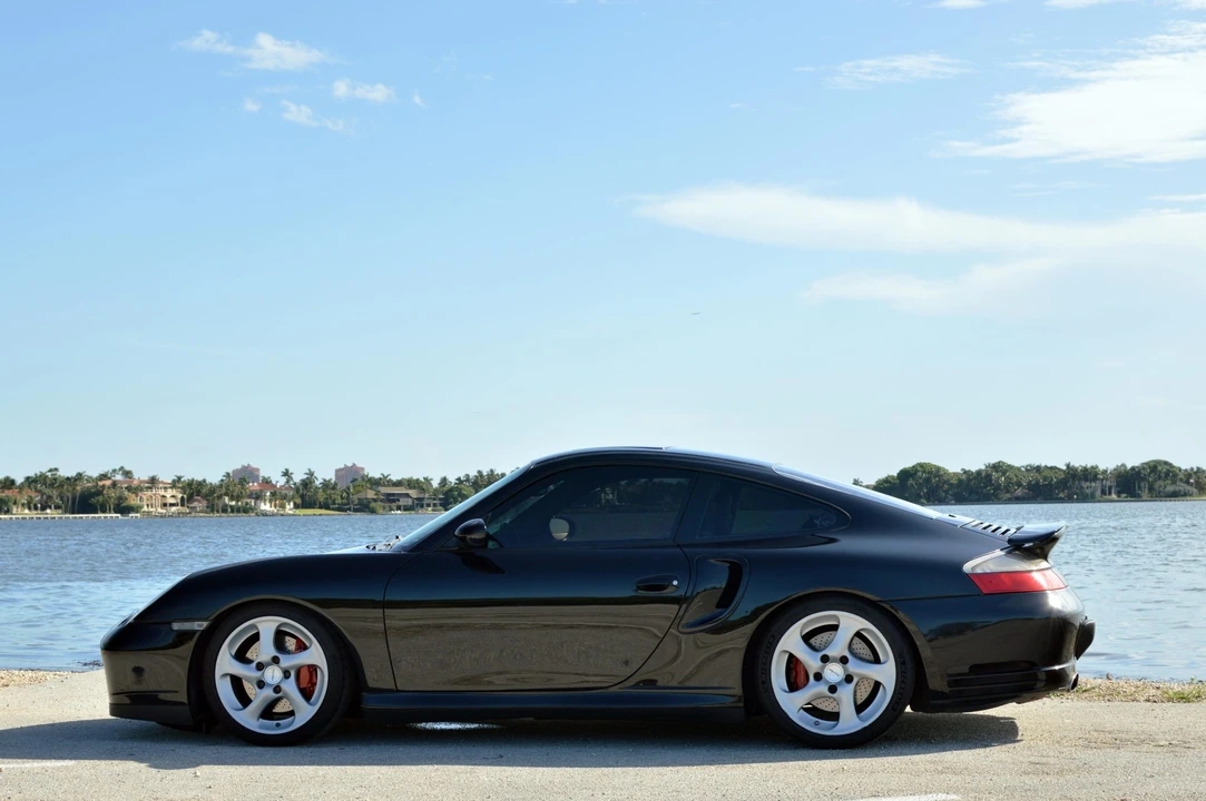 2003 Porsche 996 Turbo - Image 19 of 31