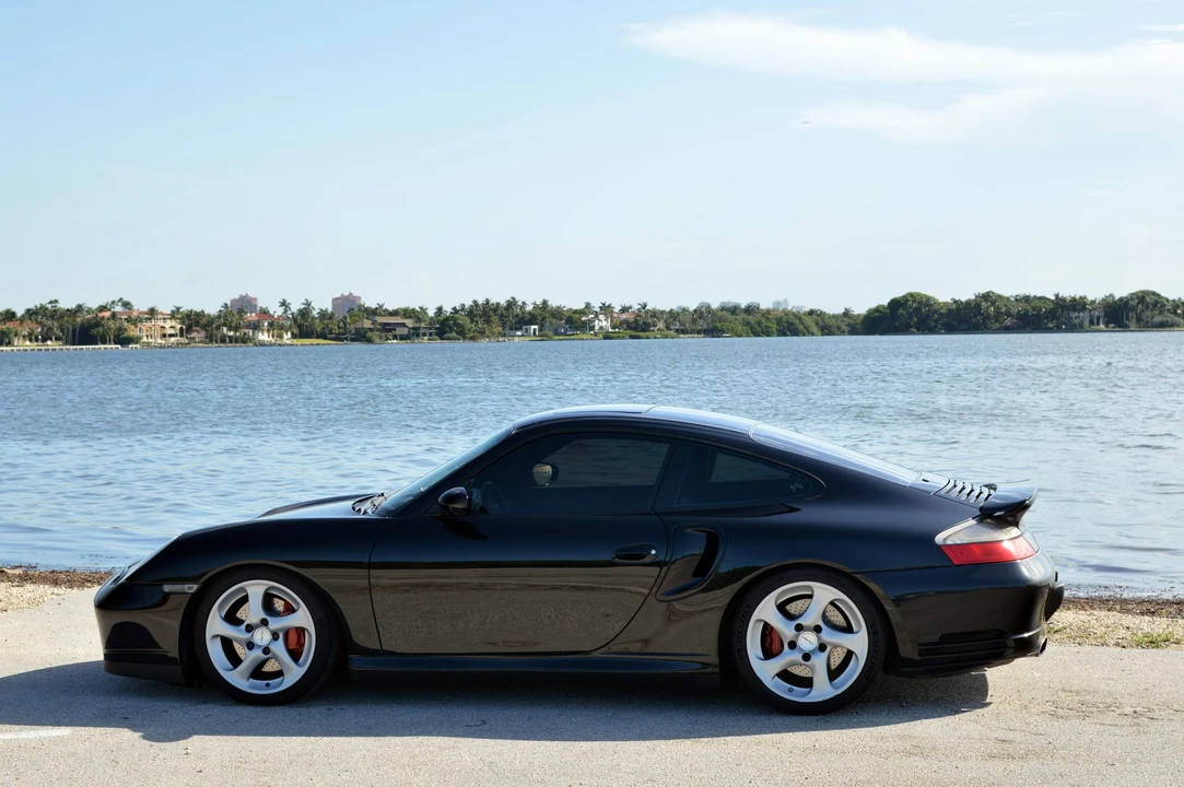 2003 Porsche 996 Turbo - Image 20 of 31