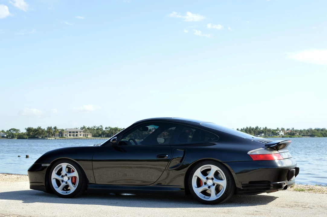 2003 Porsche 996 Turbo - Image 22 of 31