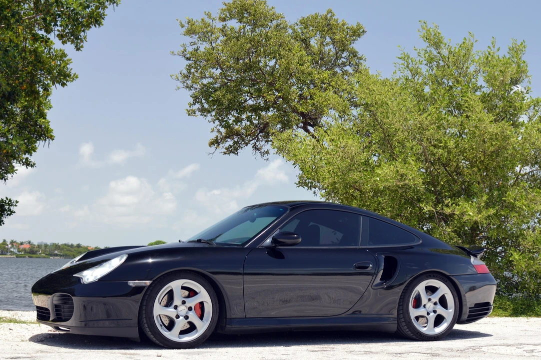 2003 Porsche 996 Turbo - Image 11 of 31