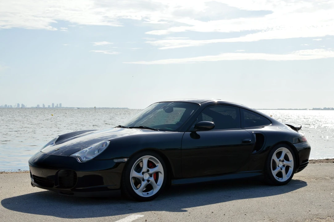 2003 Porsche 996 Turbo - Image 8 of 31
