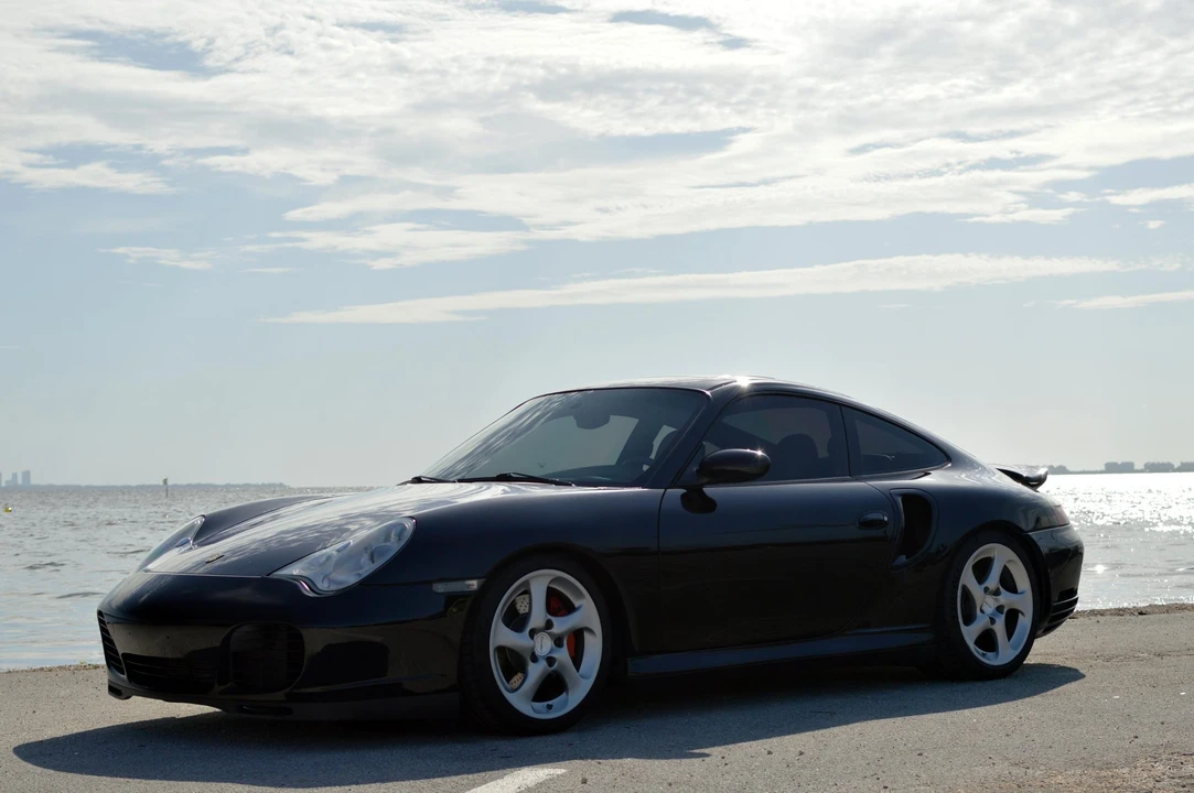 2003 Porsche 996 Turbo - Image 7 of 31