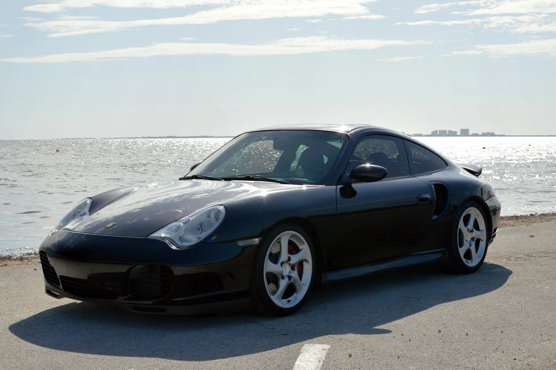 2003 Porsche 996 Turbo - Image 5 of 31