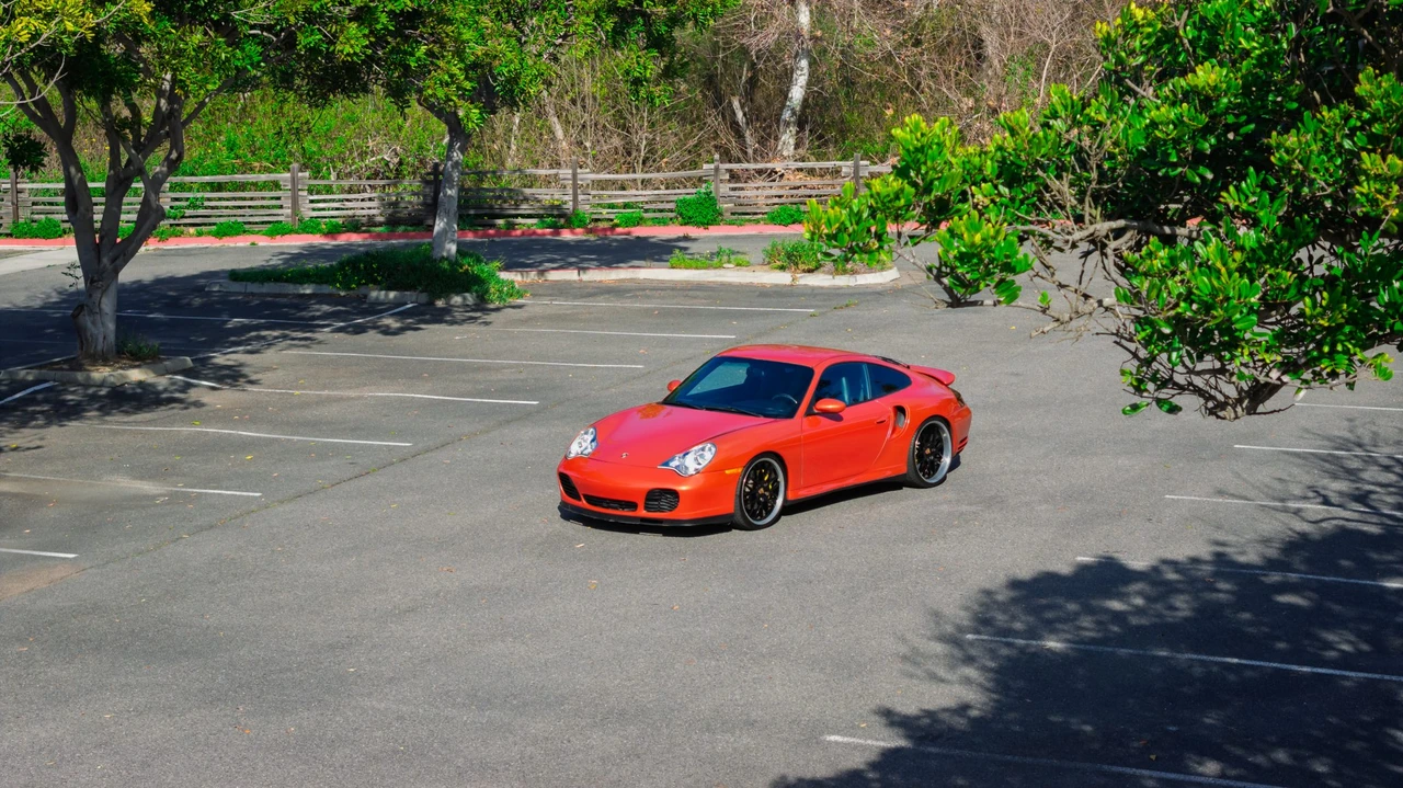 2003 Porsche 996 Turbo - Image 15 of 31