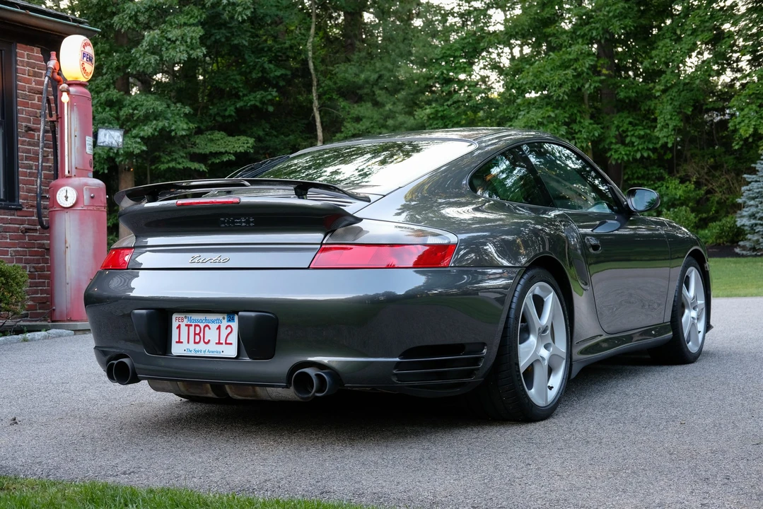 2003 Porsche 996 Turbo - Image 17 of 31