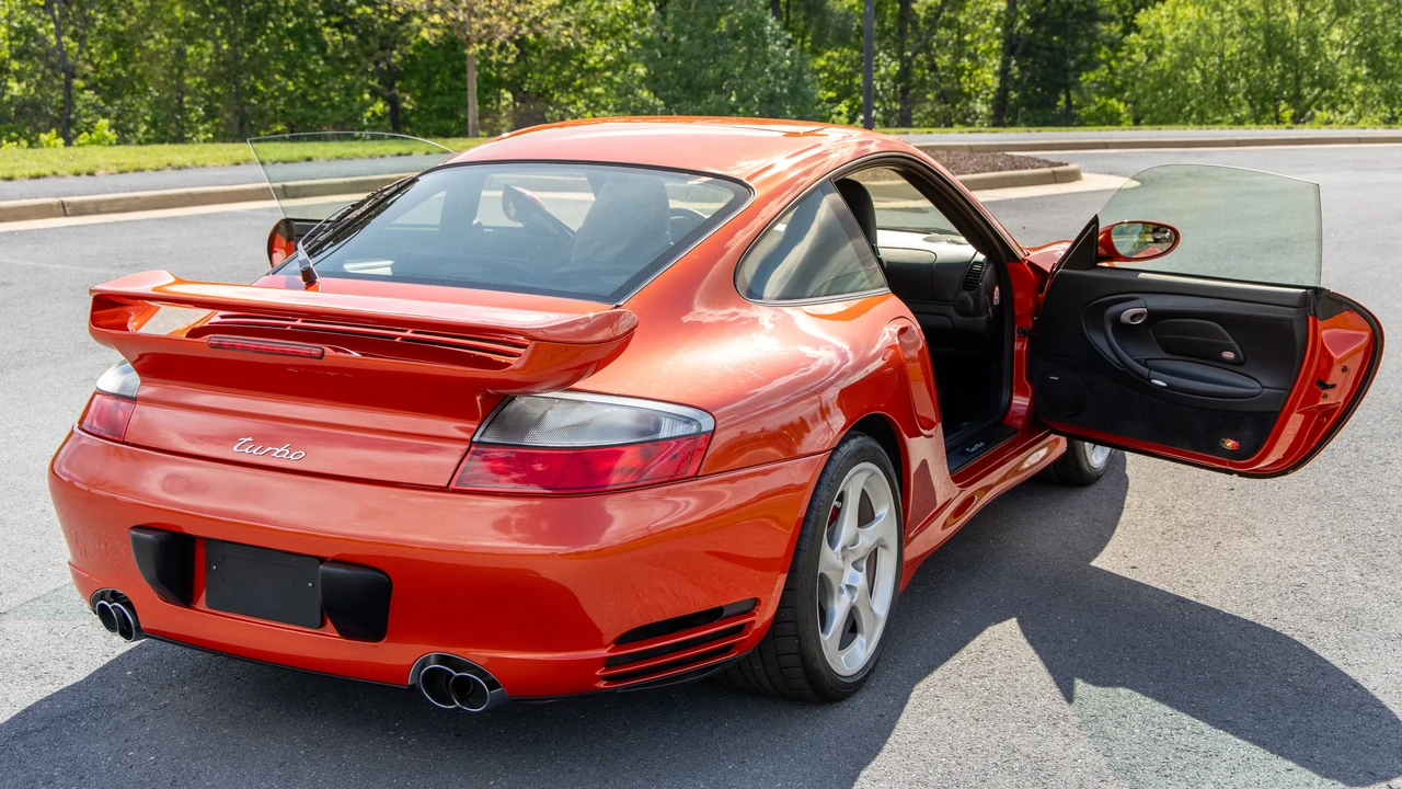 2003 Porsche 996 Turbo - Image 10 of 31