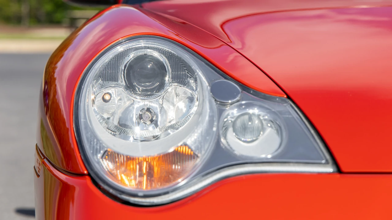 2003 Porsche 996 Turbo - Image 14 of 31