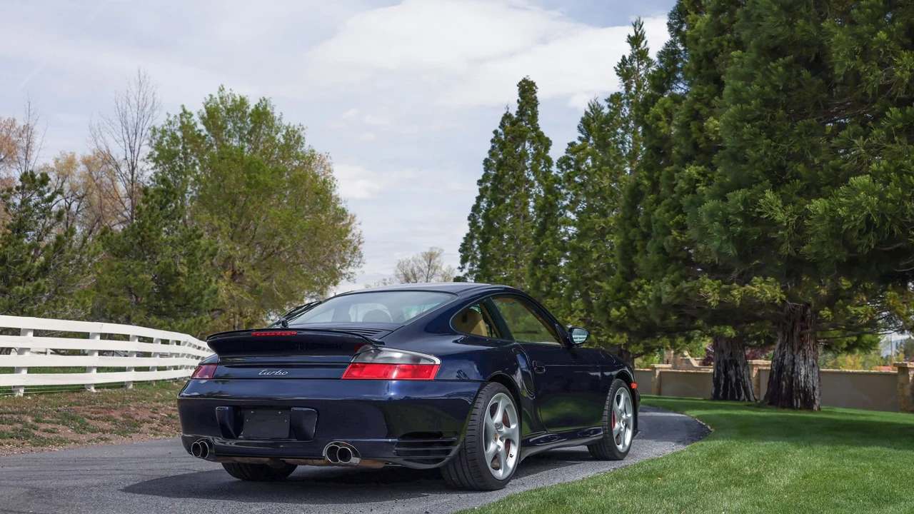 2003 Porsche 996 Turbo - Image 20 of 31