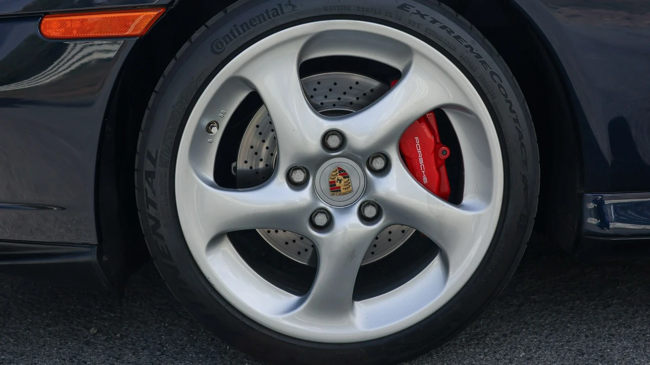 2003 Porsche 996 Turbo - Image 23 of 31
