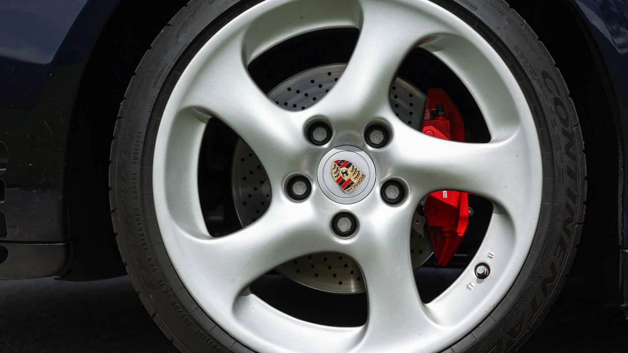 2003 Porsche 996 Turbo - Image 27 of 31