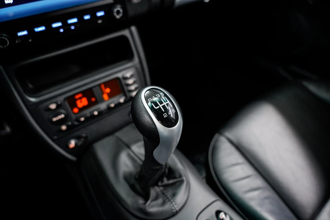 2003 Porsche 996 Turbo - Image 15 of 31