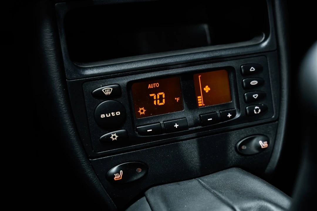 2003 Porsche 996 Turbo - Image 14 of 31