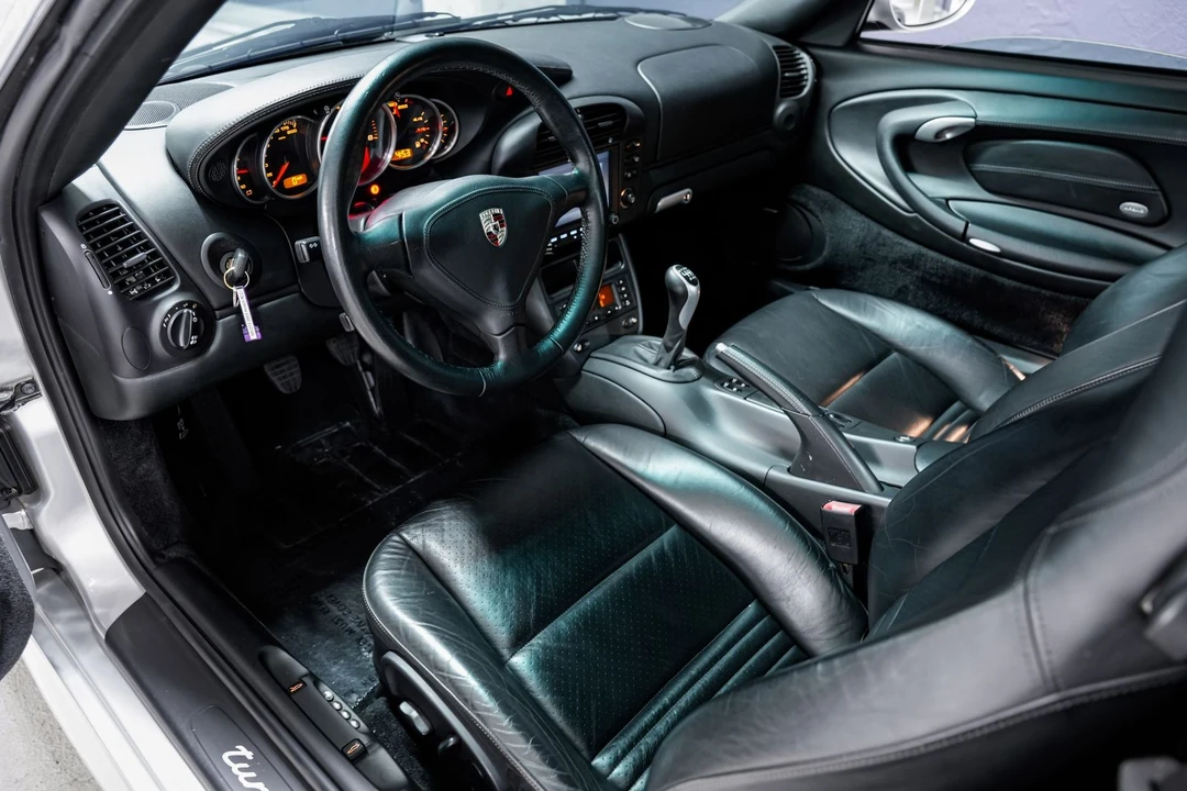 2003 Porsche 996 Turbo - Image 9 of 31