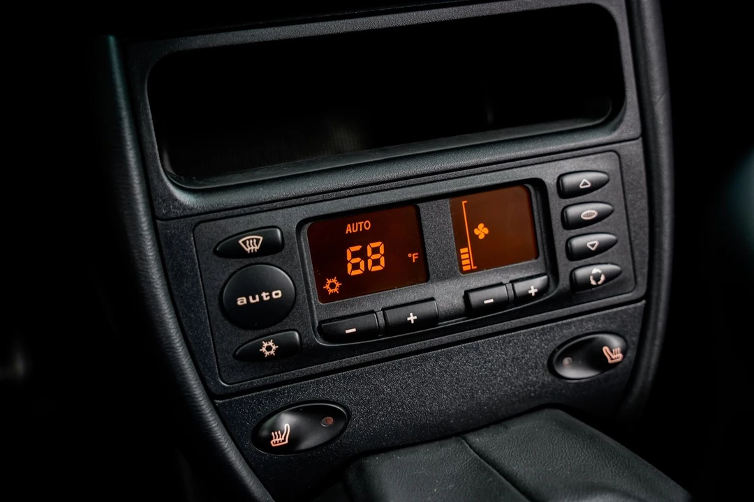 2003 Porsche 996 Turbo - Image 14 of 31