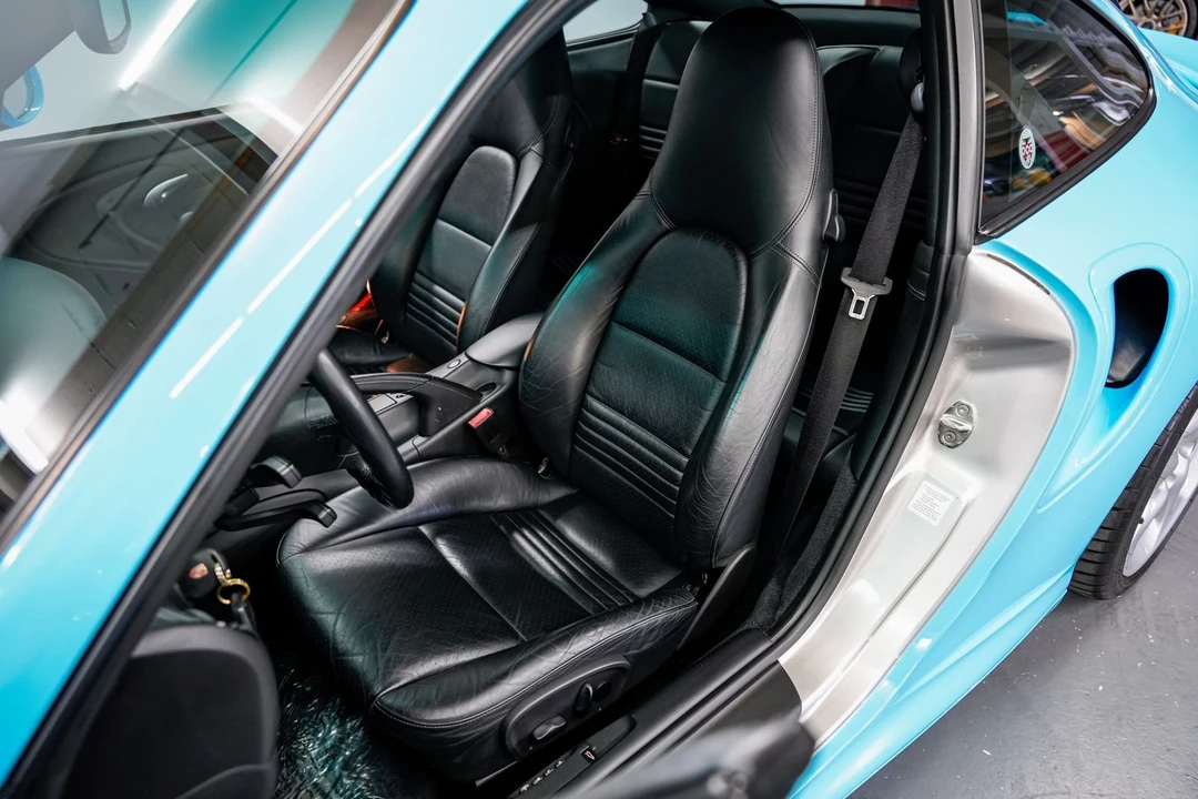 2003 Porsche 996 Turbo - Image 19 of 31