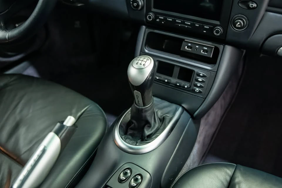 2003 Porsche 996 Turbo - Image 12 of 20