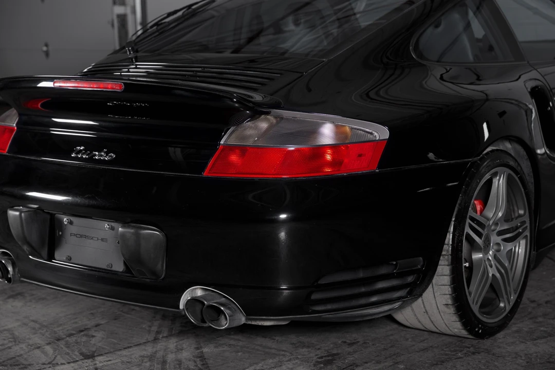 2003 Porsche 996 Turbo - Image 26 of 31