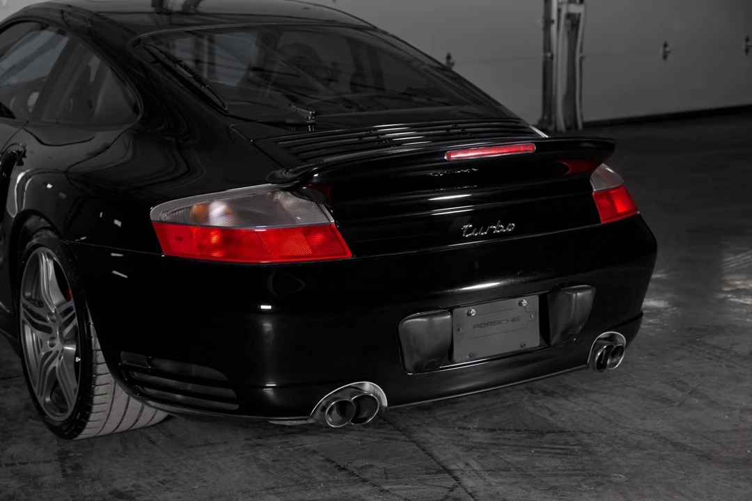 2003 Porsche 996 Turbo - Image 24 of 31