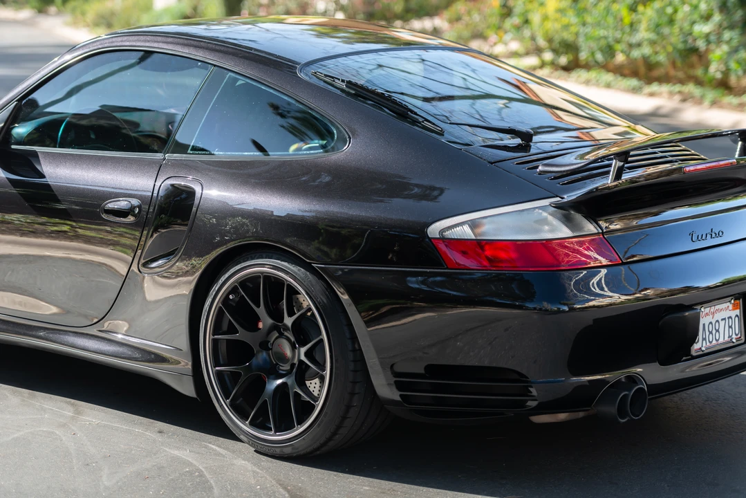 2003 Porsche 996 Turbo - Image 21 of 31