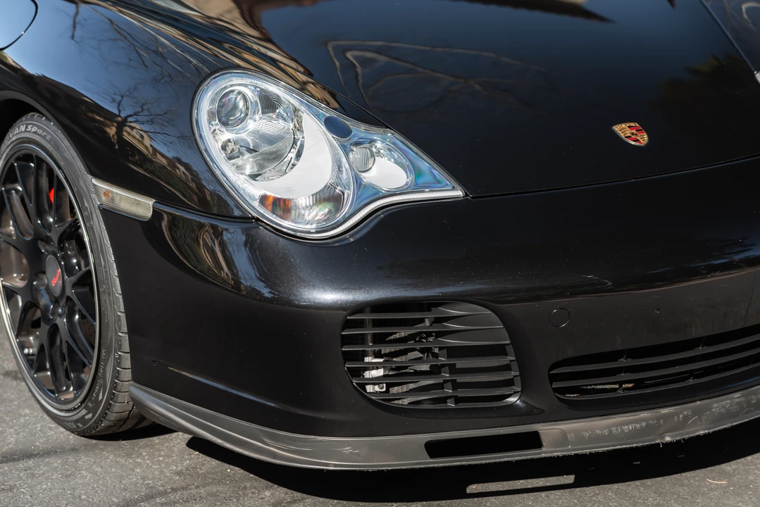 2003 Porsche 996 Turbo - Image 30 of 31
