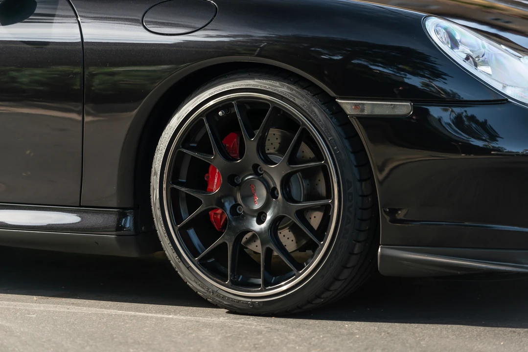 2003 Porsche 996 Turbo - Image 9 of 31