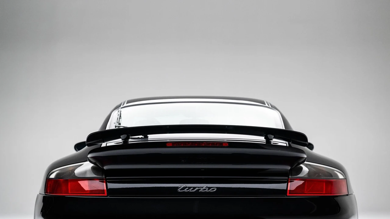 2003 Porsche 996 Turbo - Image 21 of 31